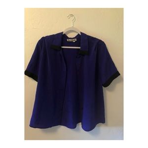 Vintage Shirt with buttons.